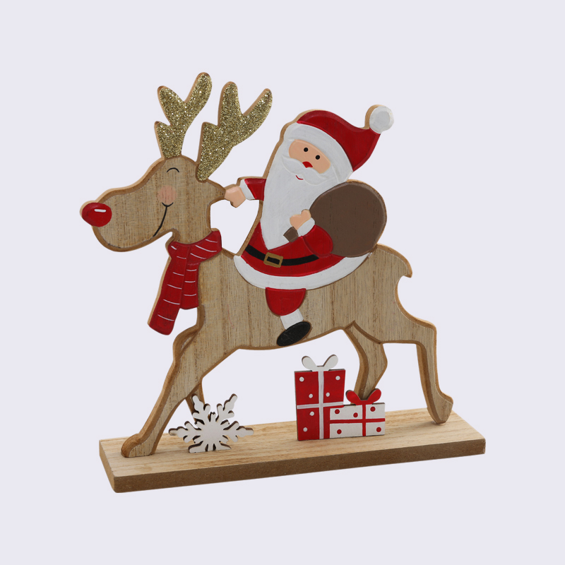 童话圣诞老人骑鹿在雪上木制装饰品